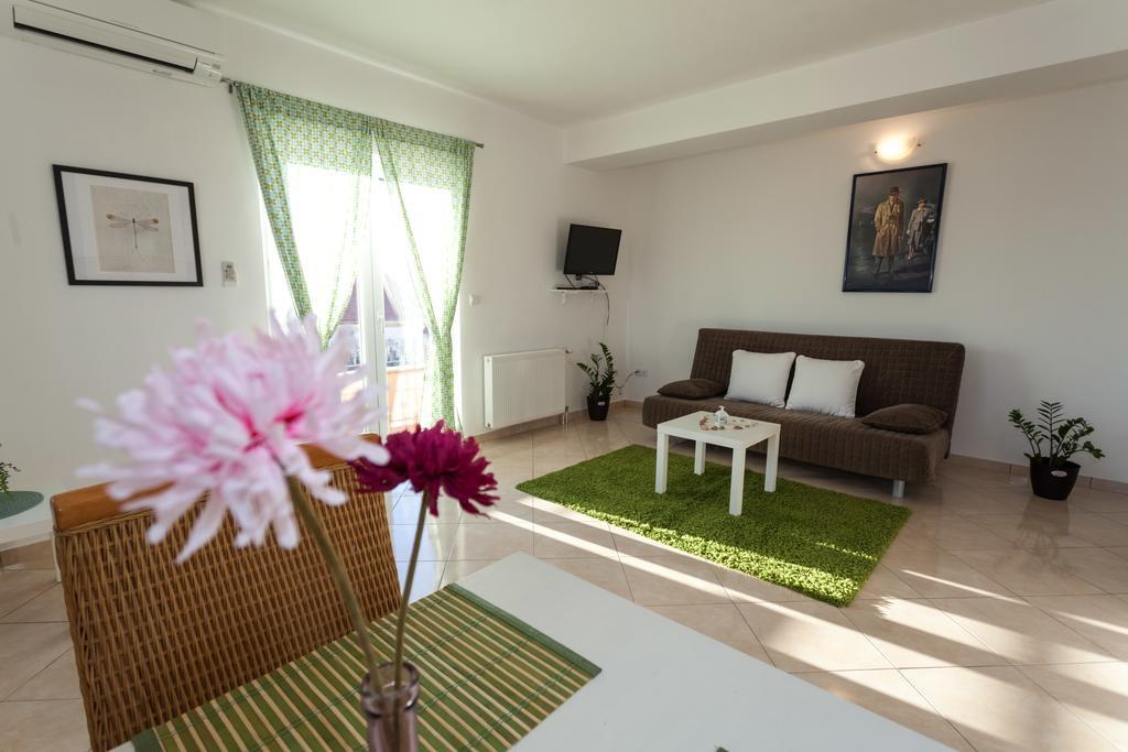 Apartments Lara & Luka Zadar Bilik gambar
